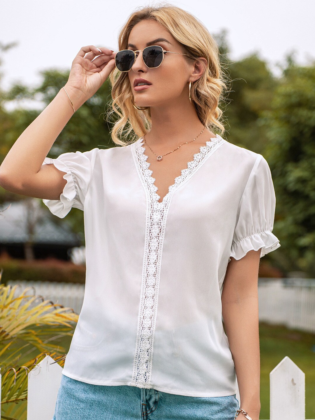 

StyleCast White Puff Sleeves Regular Top