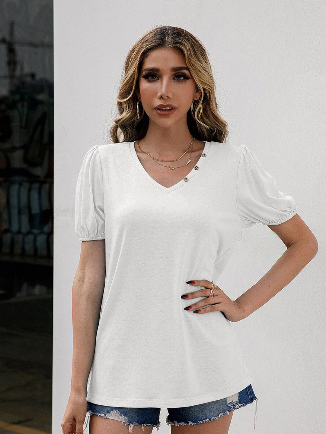 

StyleCast White V-Neck Puff Sleeves Regular Top