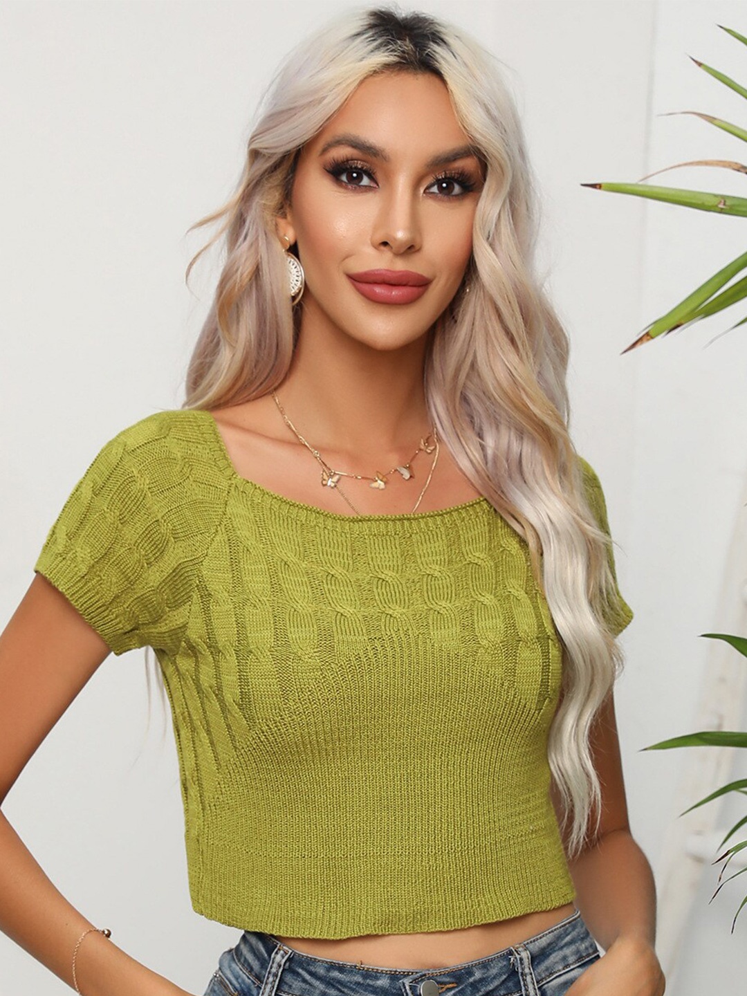

BoStreet Green Regular Crop Top