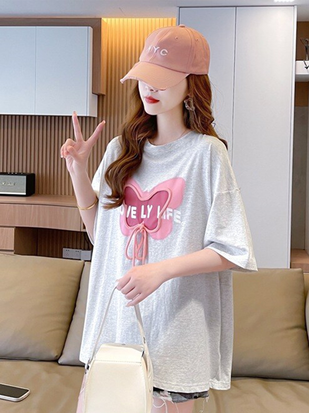 StyleCast Grey & Pink Typography Printed Drop-Shoulder Sleeves Pure Cotton T-shirt