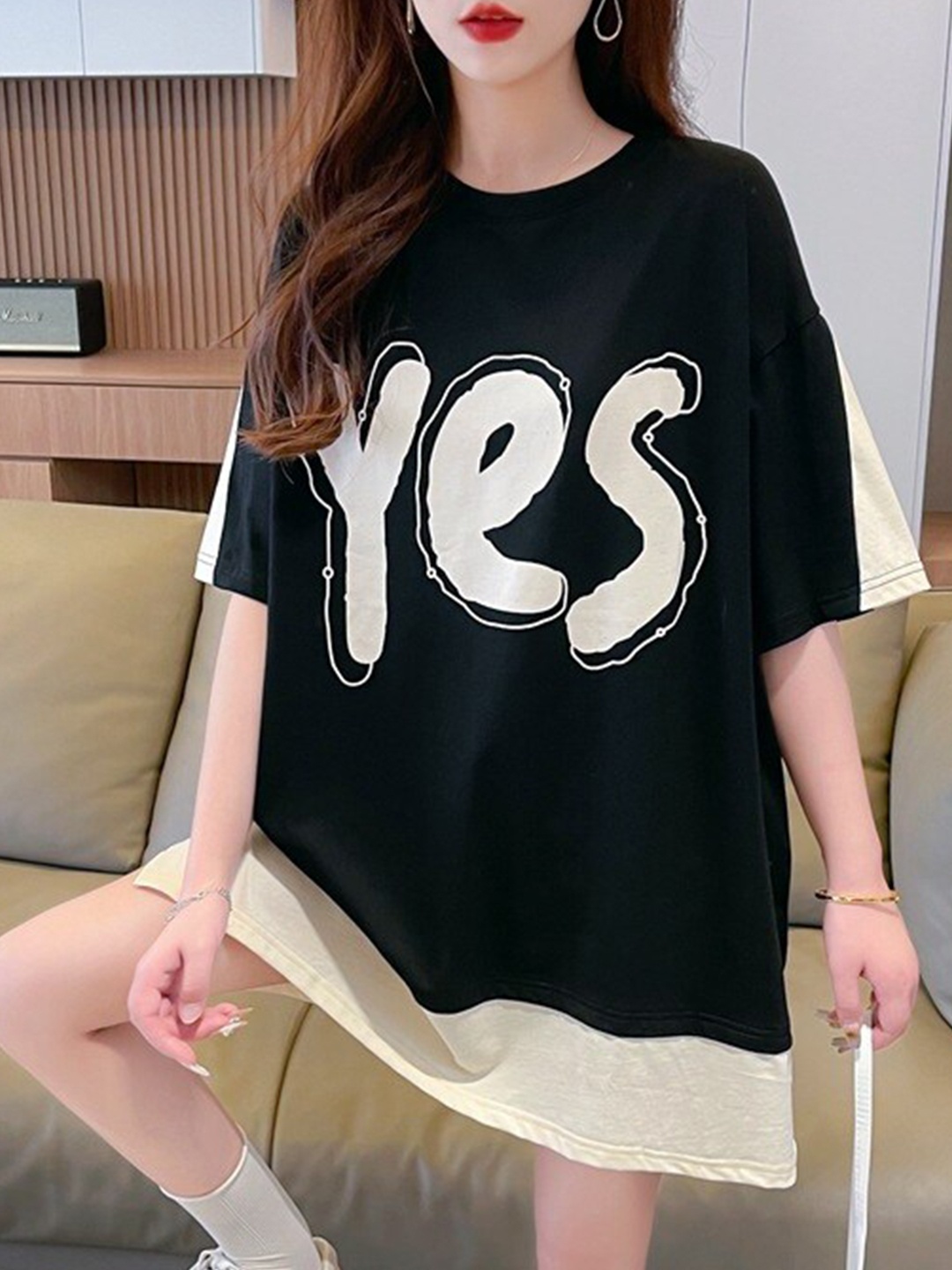 

BoStreet Typography Printed Drop-Shoulder Sleeves Oversized Pure Cotton Longline T-Shirt, Black