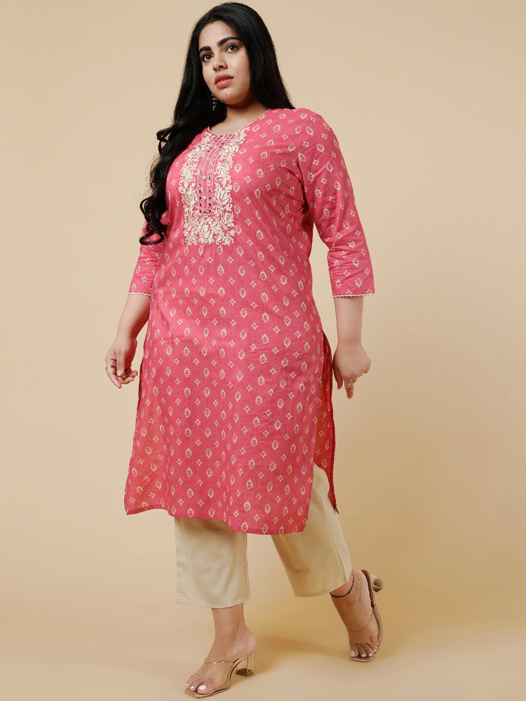 

Be Indi Women Round Neck Ethnic Motifs Straight Side Slits Regular Kurta, Pink