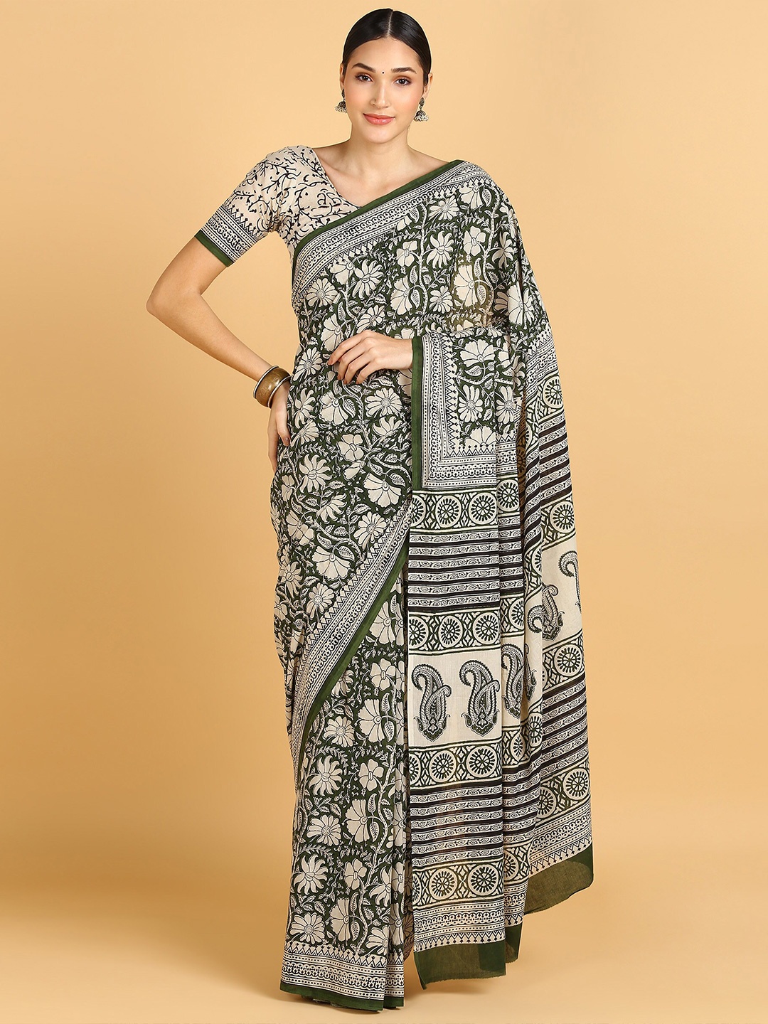

BLOCKS OF INDIA Floral Pure Cotton Block Print Saree, Green