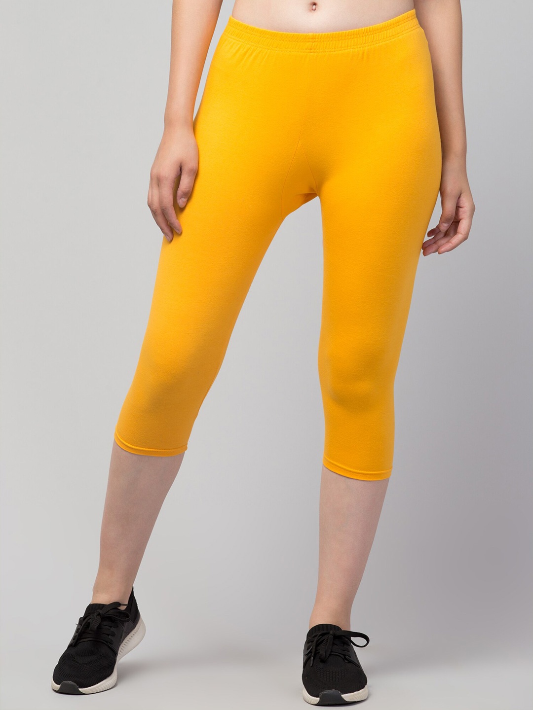 

Lebami Women Skinny Fit Mid-Rise Capris, Mustard