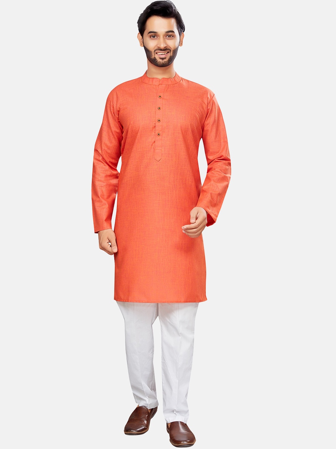 

Studio Shringaar Jacquard Mandarin Collar Straight Kurta, Orange