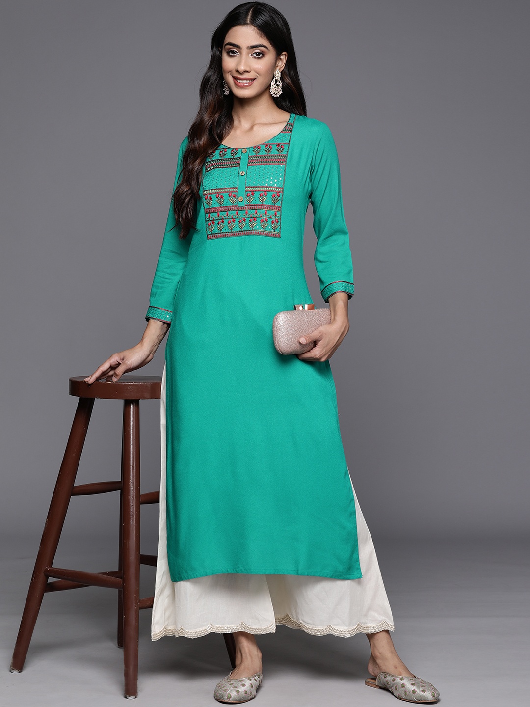 

Libas Floral Yoke Design Thread Work Kurta, Green