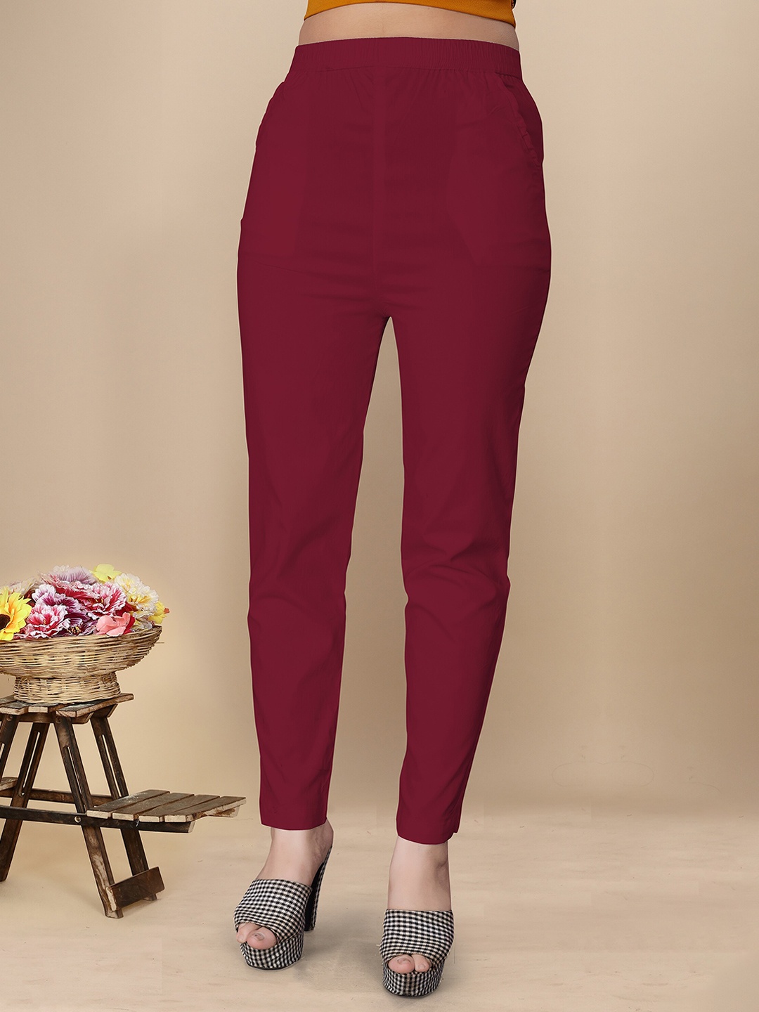 

UNITED LIBERTY Women Relaxed Stretchable Mid-Rise Easy Wash Trousers, Maroon