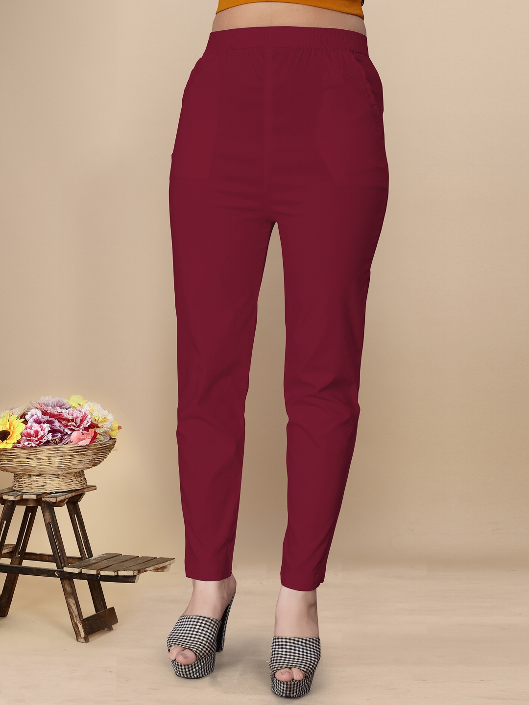 

UNITED LIBERTY Women Relaxed Easy Wash Trousers, Maroon