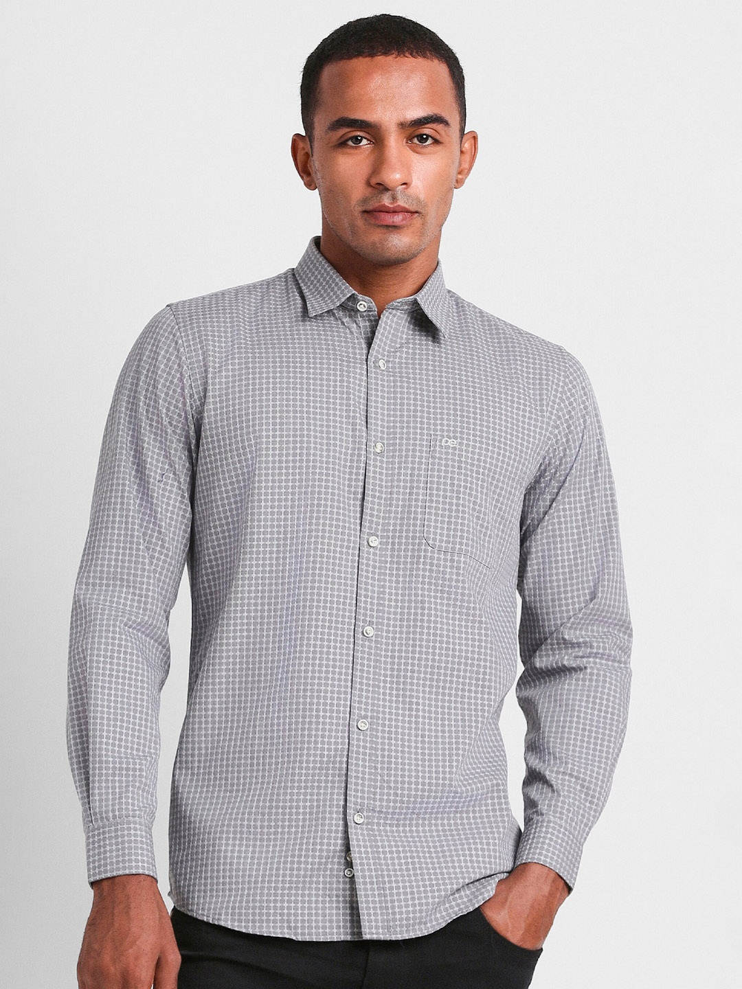 

Peter England Casuals Checked Pure Cotton Slim Fit Casual Shirt, Grey