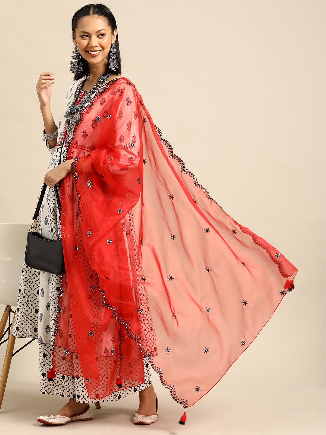 

Sangria Ethnic Motifs Printed Zari Pure Cotton Kurta with Palazzos & Dupatta, White