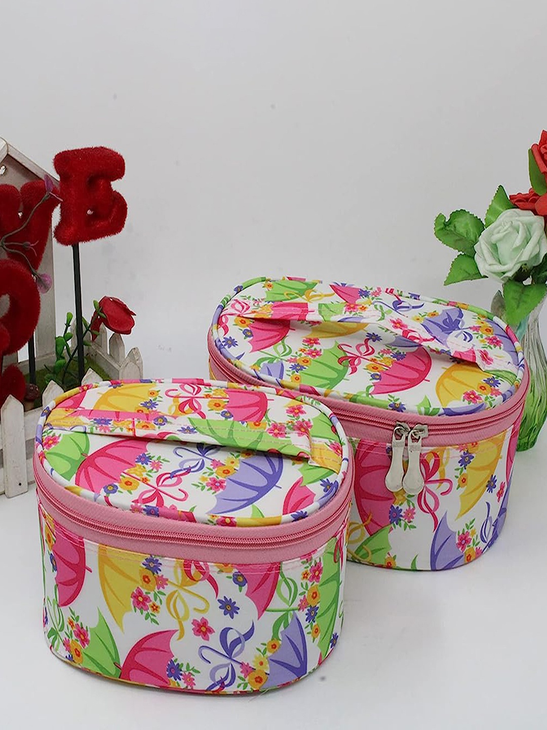 

atorakushon 2 Pcs Pink & Yellow Printed Wardrobe Organisers