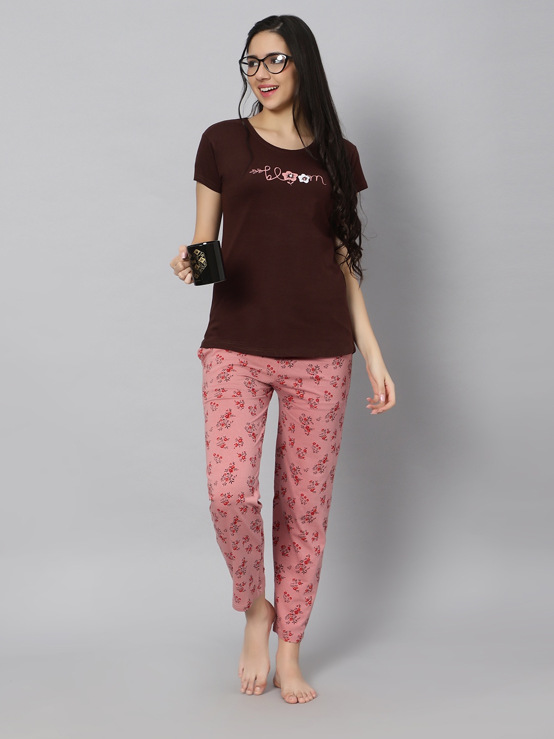 

DZZO Women Printed Shirt & Pyjama set, Maroon