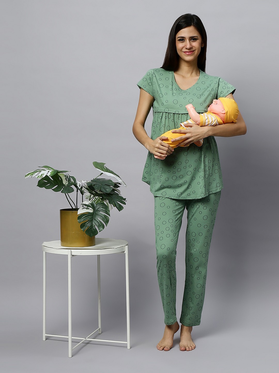 

DZZO Conversational Printed Top & Pyjama Night Suits, Green