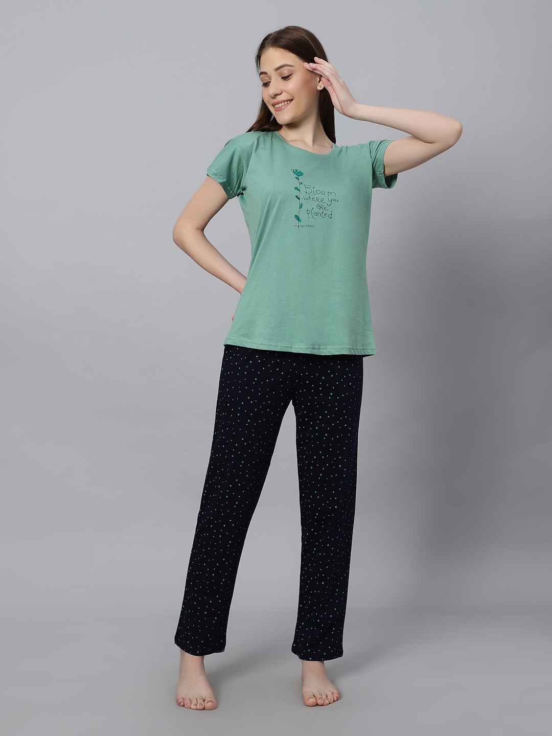 

DZZO Typography Printed Night Suit, Green