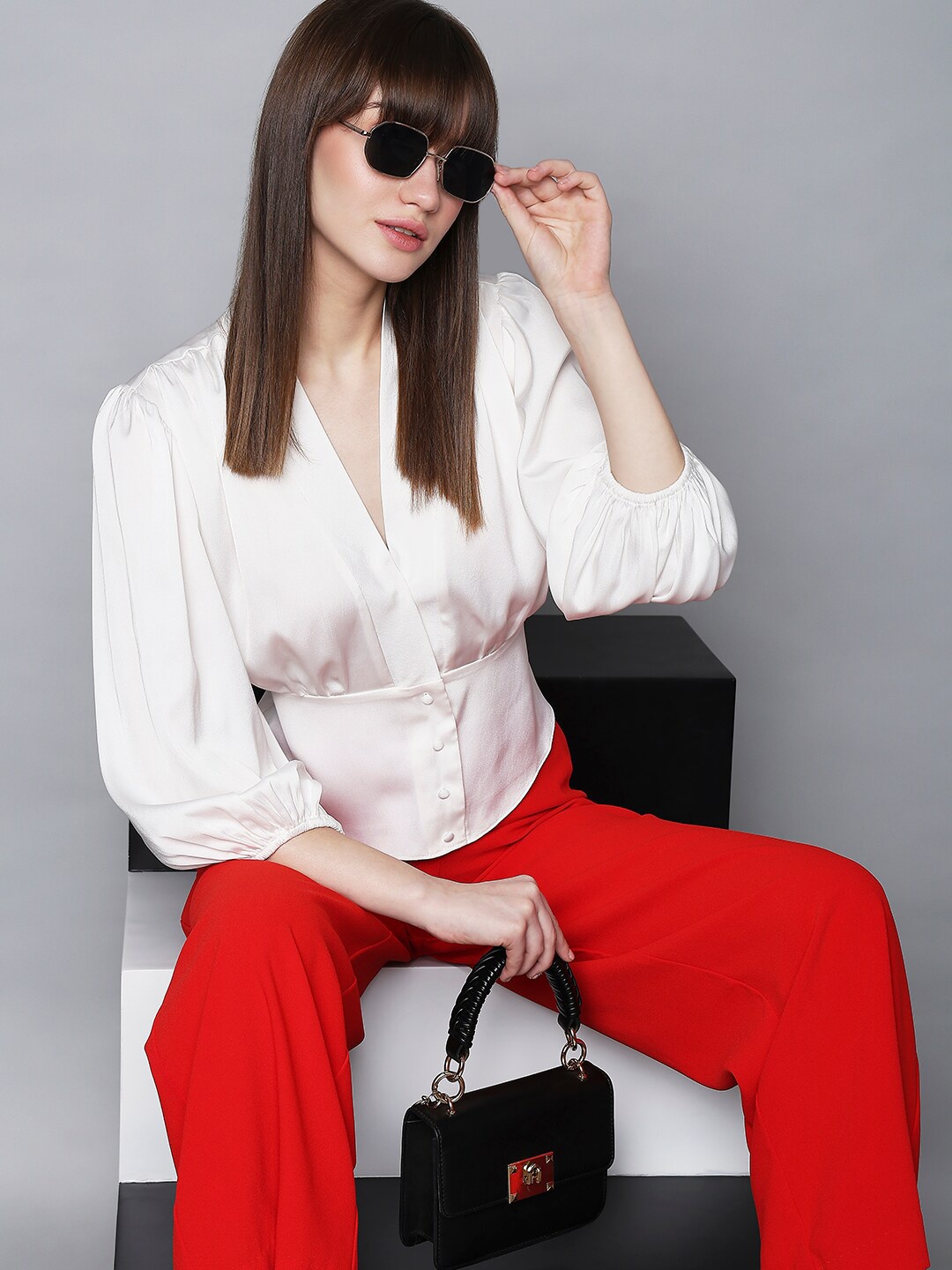 

Vero Moda V-Neck Puff Sleeves Top, White