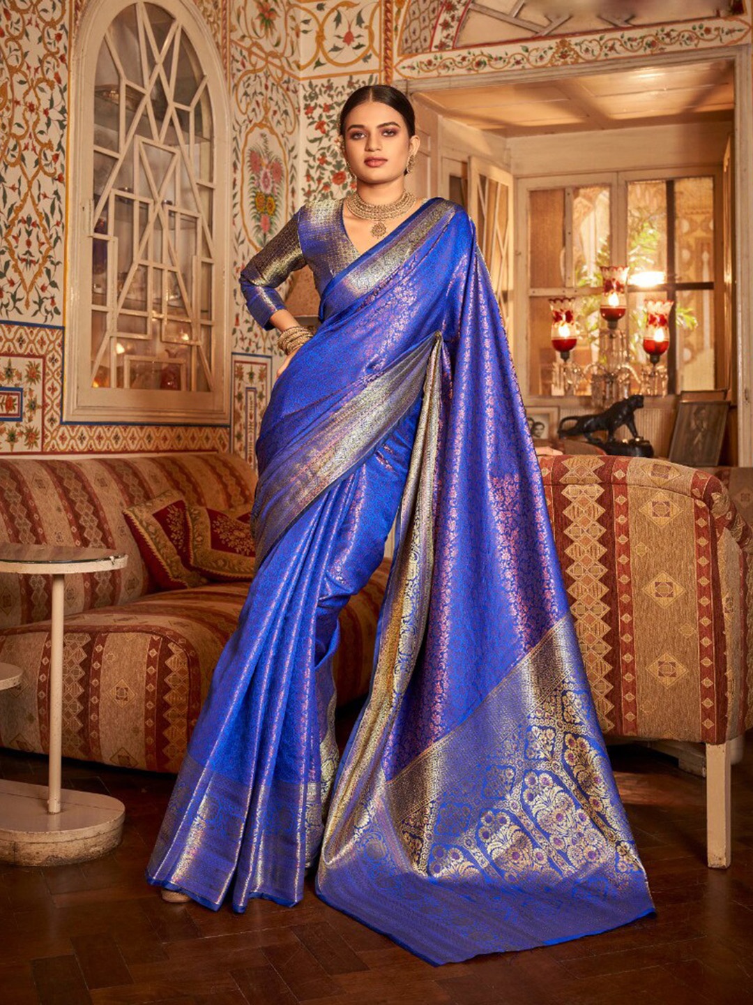 

Mitera Blue & Gold-Toned Woven Design Zari Kanjeevaram Saree