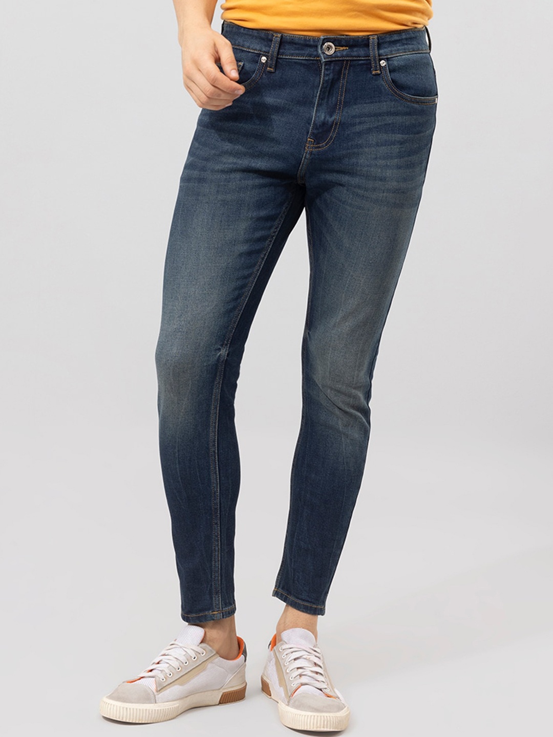 

Snitch Men Blue Skinny Fit Low-Rise Heavy Fade Stretchable Jeans
