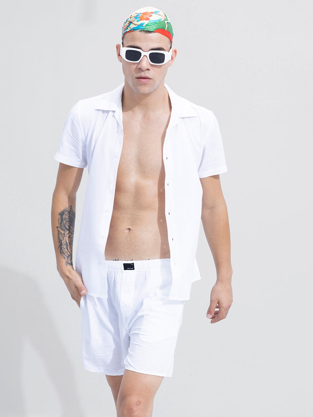 

Snitch White Short Sleeves Shirt With Shorts Co-Ords