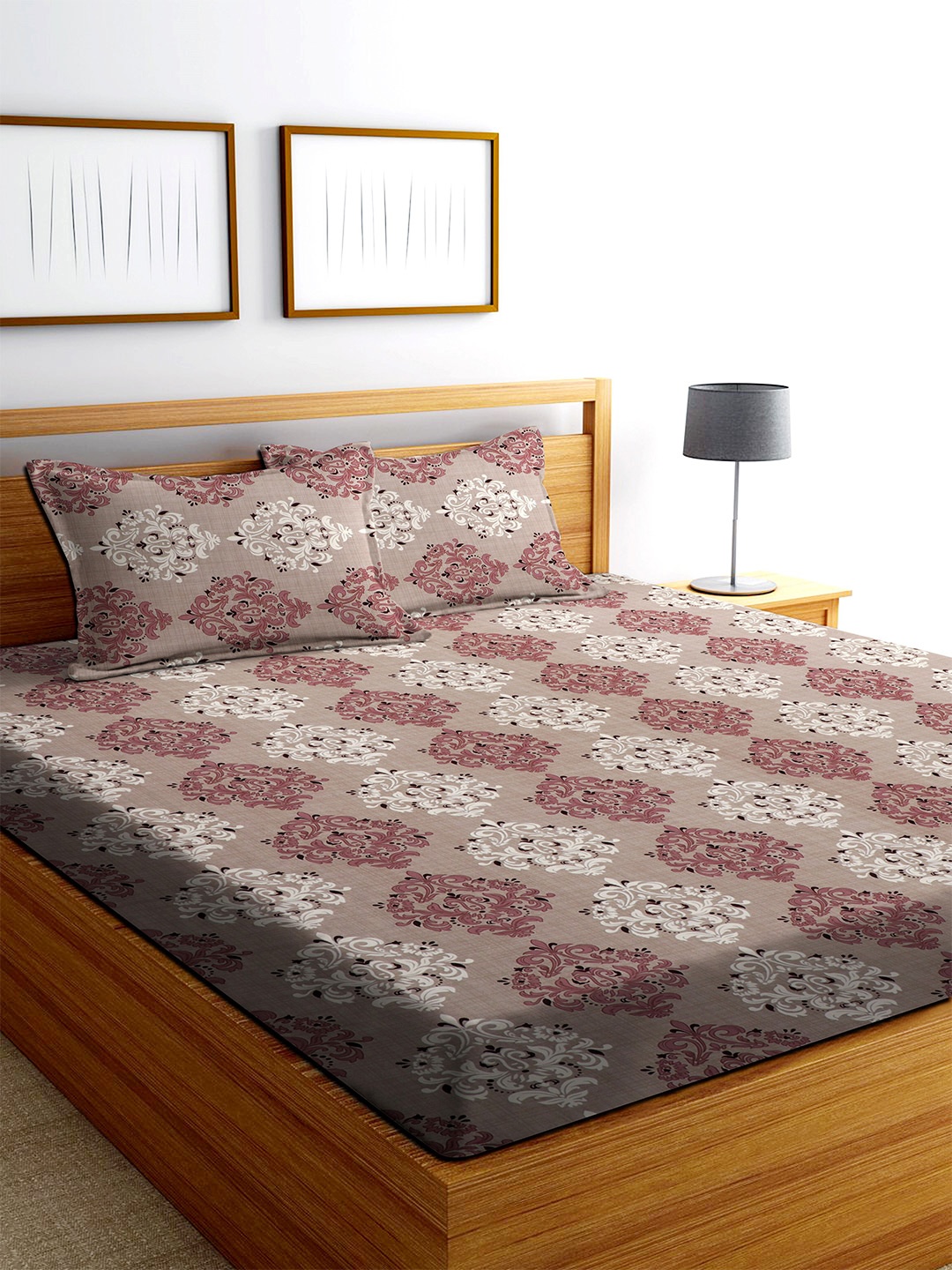 

MODEFE Brown & Red Floral 180 TC Cotton Queen Bedsheet With 2 Pillow Covers