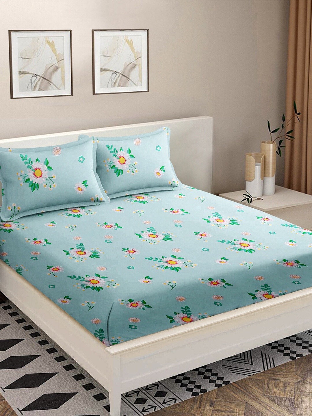 

MODEFE Green & White Floral 180 TC Cotton Queen Bedsheet With 2 Pillow Covers