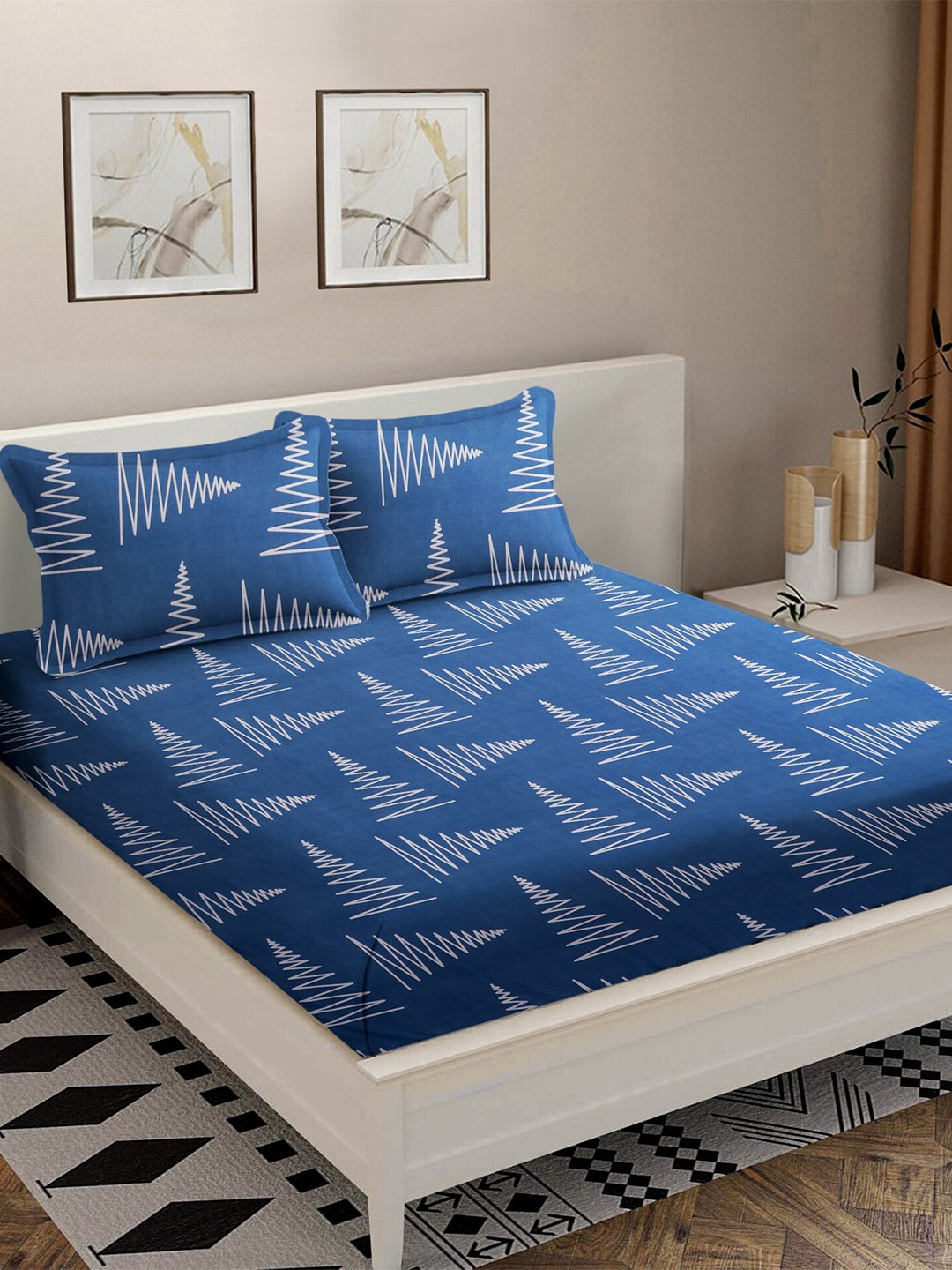 

MODEFE Blue & White 180 TC Cotton Queen Bedsheet & 2 Pillow Covers