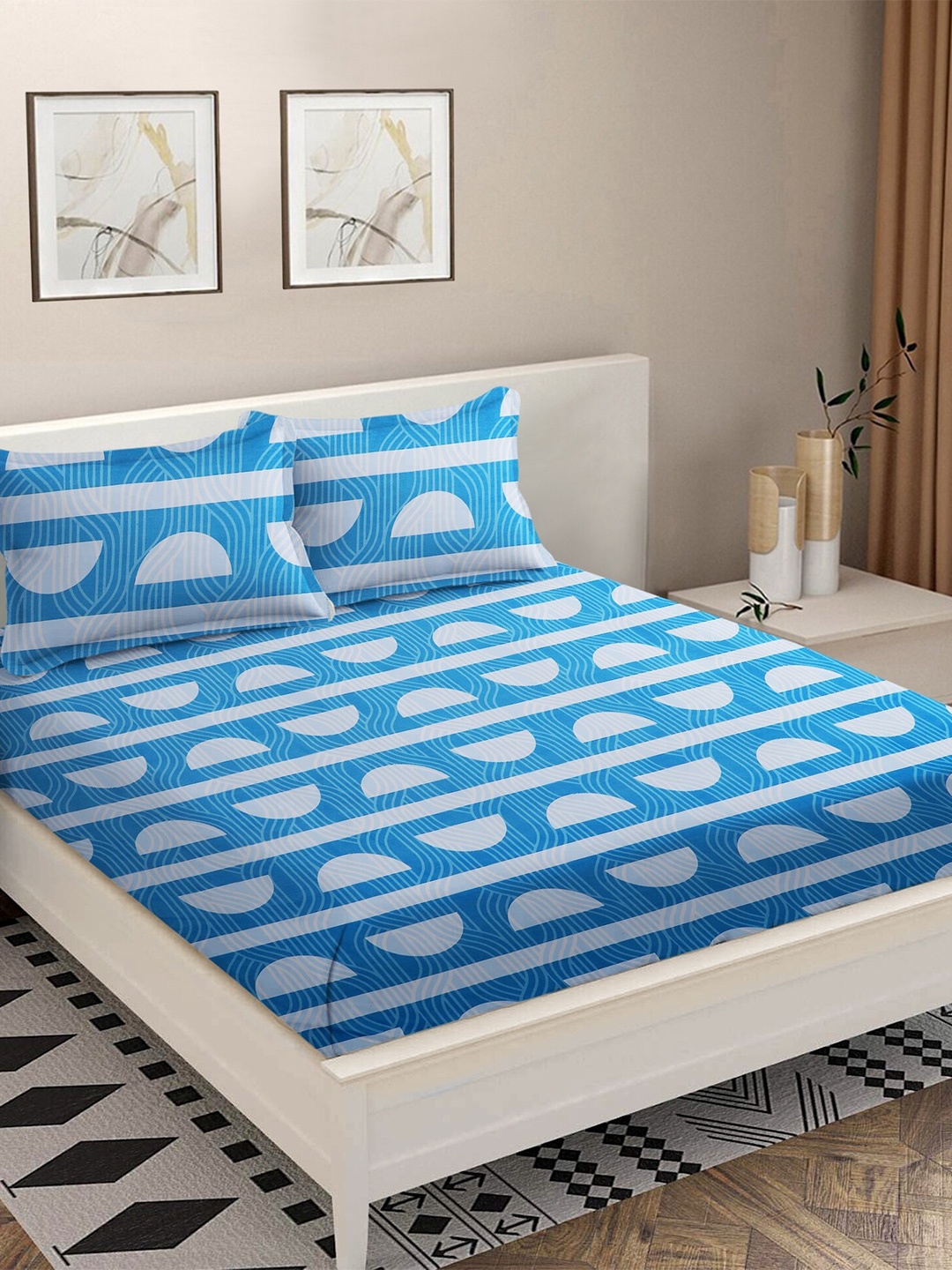 

MODEFE Blue & White Geometric Cotton 180 TC Queen Bedsheet With 2 Pillow Covers