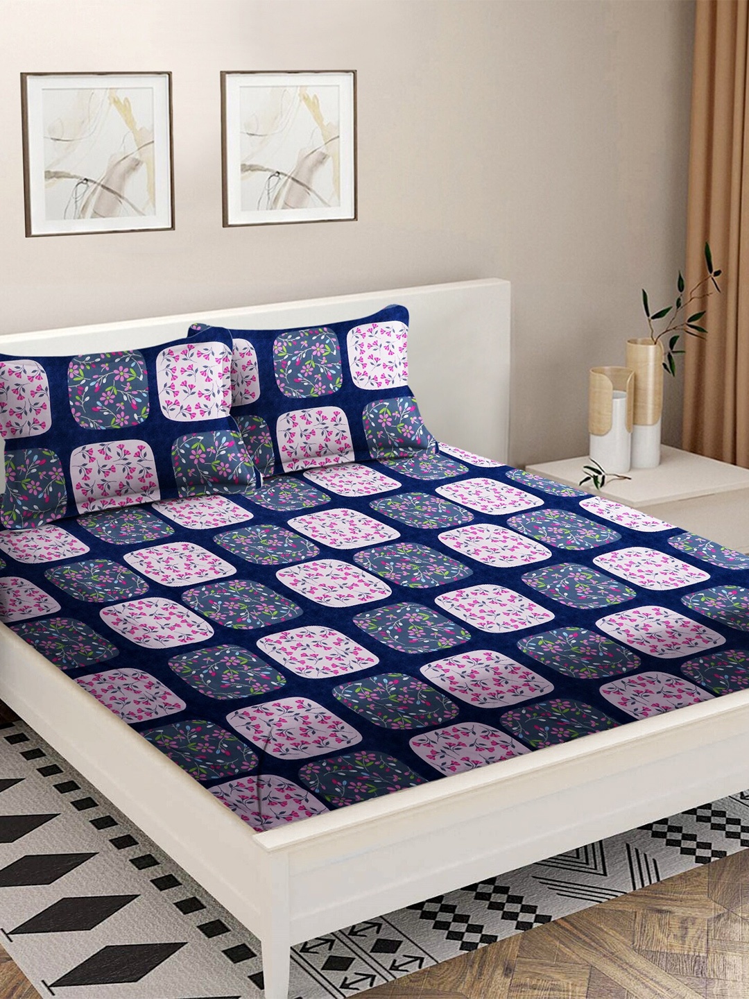 

MODEFE Blue & Pink Floral Cotton 180 TC Queen Bedsheet With 2 Pillow Covers