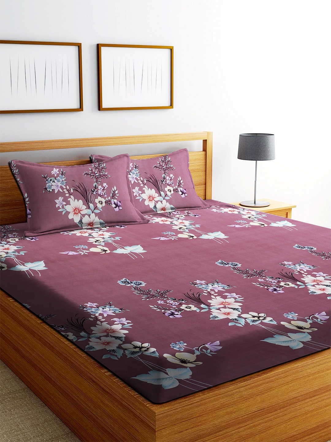 

MODEFE Peach-Coloured & White Floral Cotton 180 TC Queen Bedsheet With 2 Pillow Covers