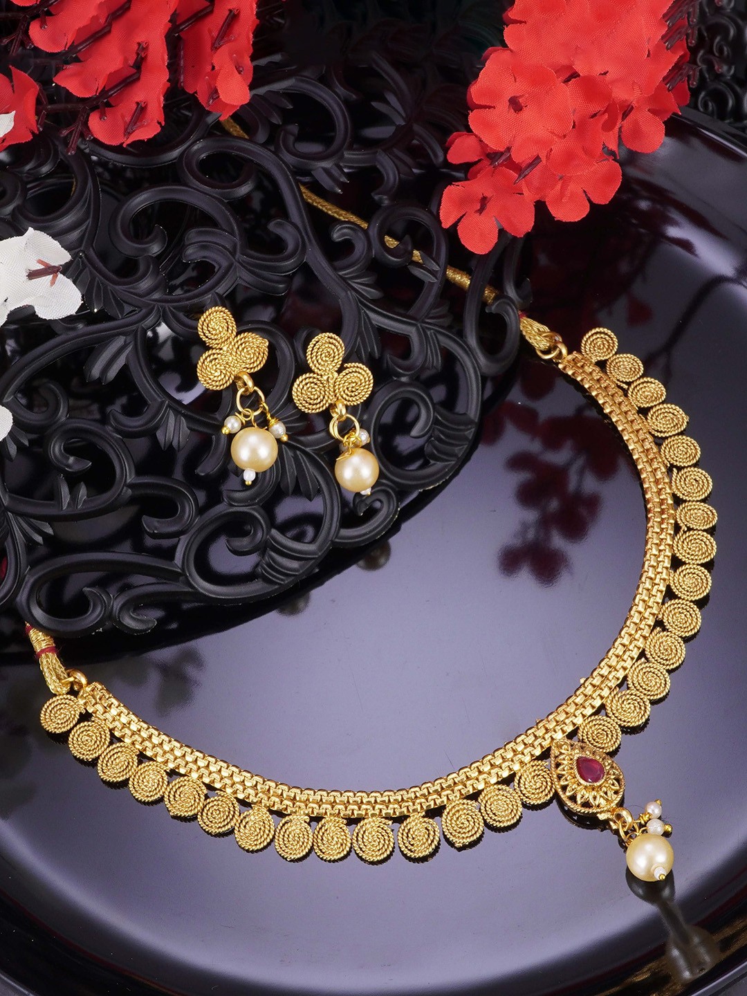 

LAFORWORD Gold-Plated Stone-Studded & Beaded Necklace & Earrings