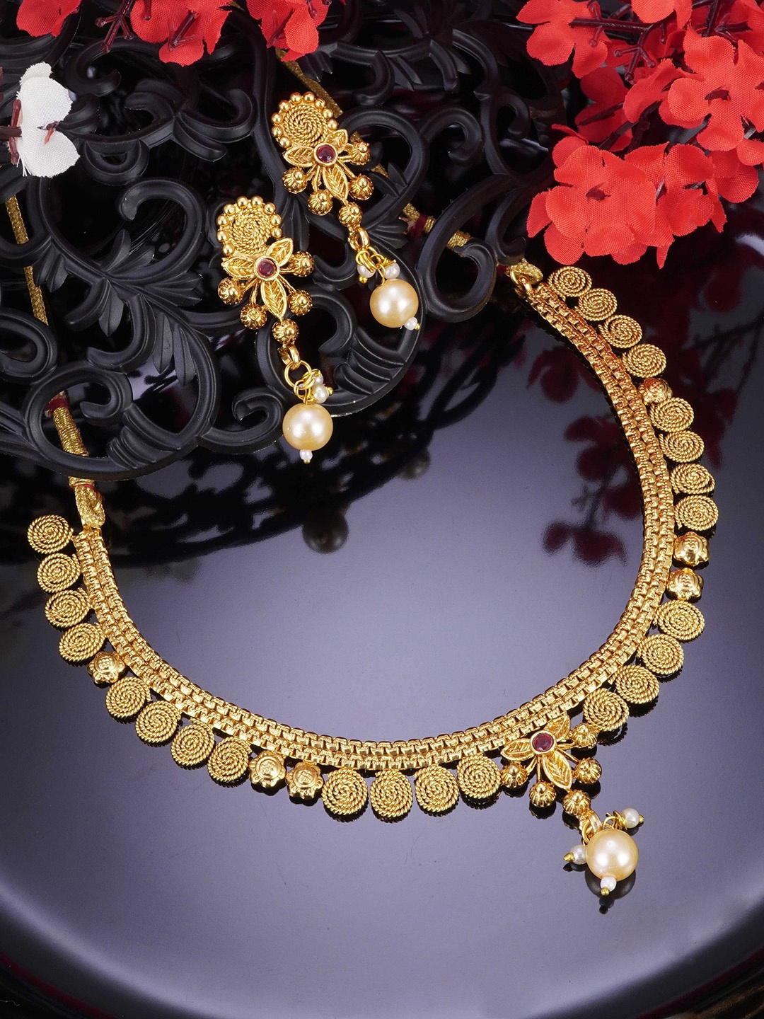 

LAFORWORD Gold-Plated Stone-Studded & Beaded Jewellery Set