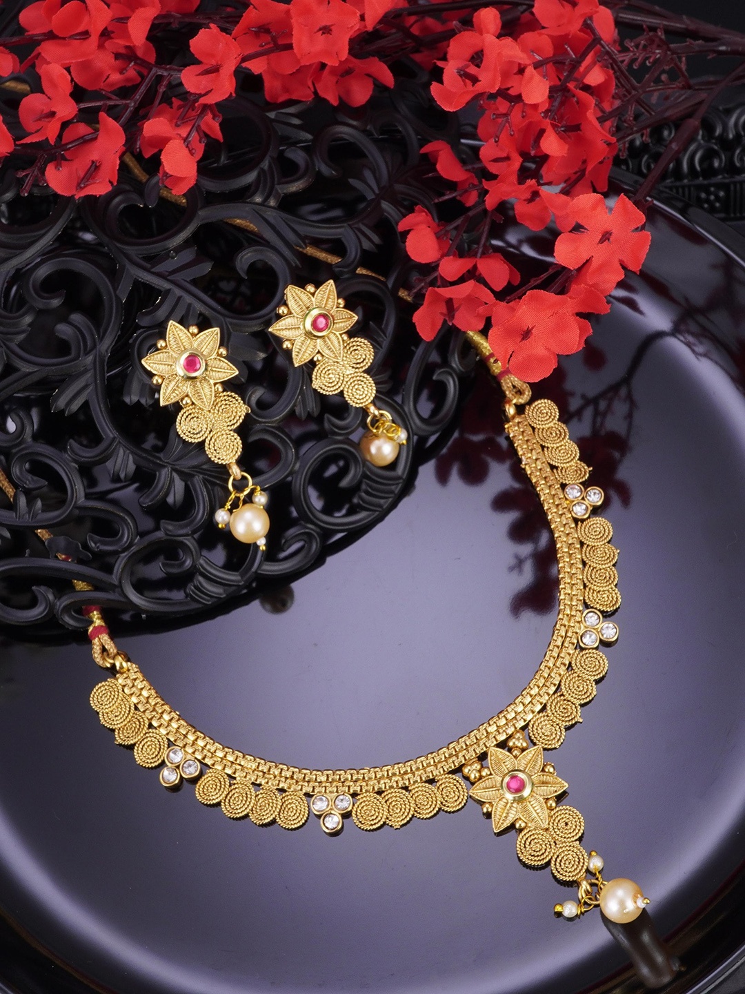 

LAFORWORD Gold-Plated Studded Jewellery Set