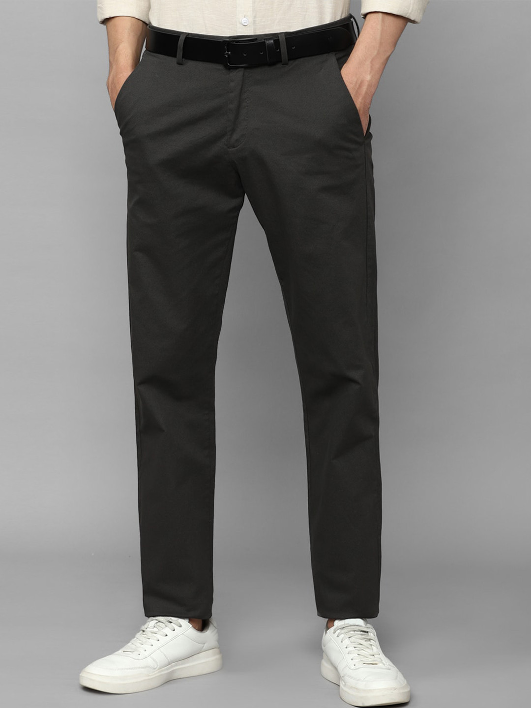 

Allen Solly Men Mid-Rise Regular Fit Trousers, Black