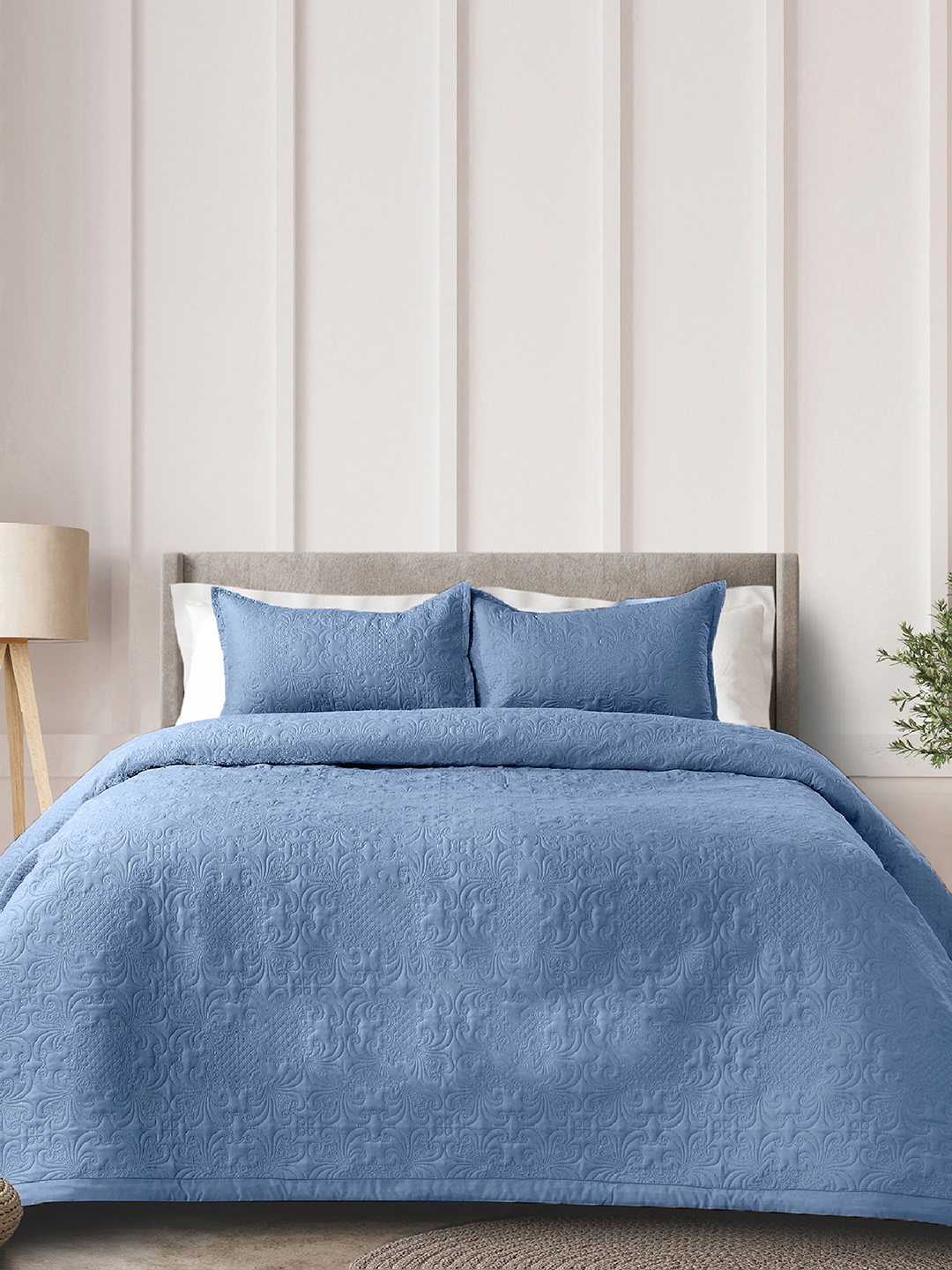 

LABHAM Blue Quilted 230 TC Cotton Double King Bed Cover With 2 Pillow Covers