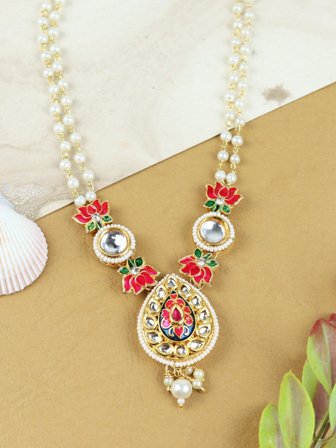 

Asthetika Kids Girls Gold-Plated Kundan Necklace