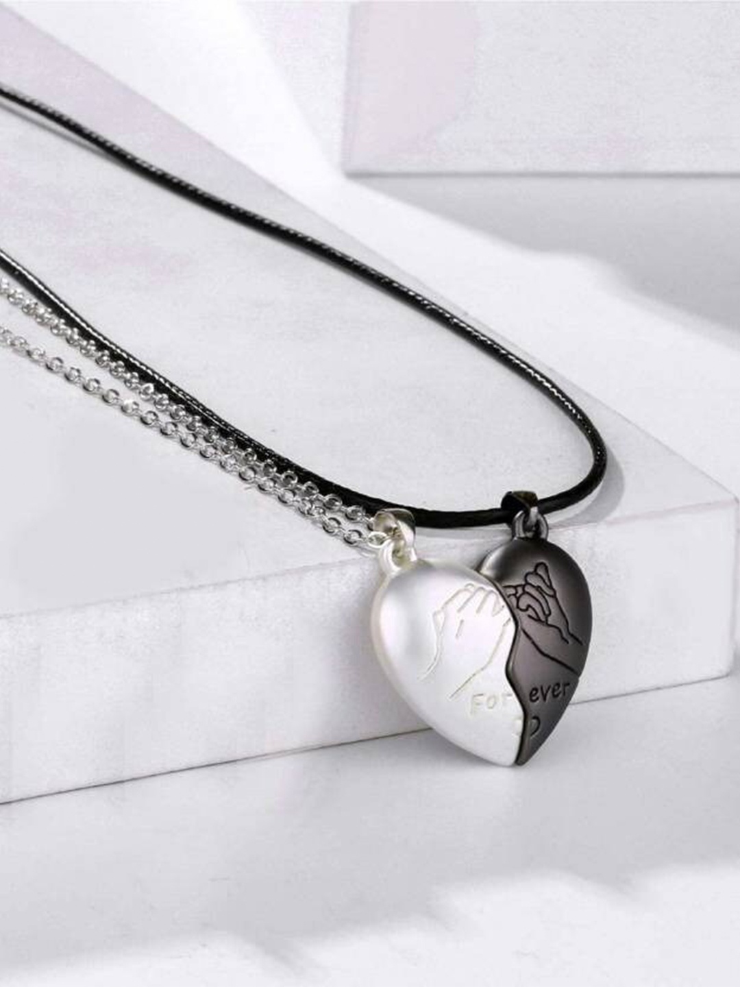 

VIEN Heartbeat Pendant Magnet Couple Necklace, Silver