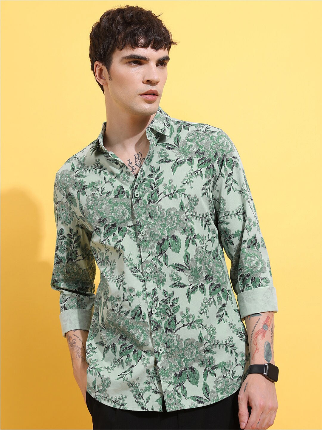 

HIGHLANDER Green Slim Fit Floral Printed Casual Cotton Shirt