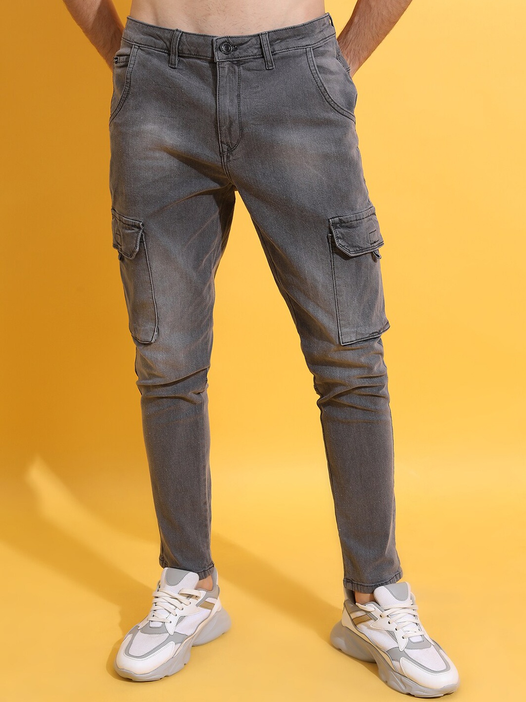 

Highlander Men Grey Skinny Ankle Length Cargo Jeans