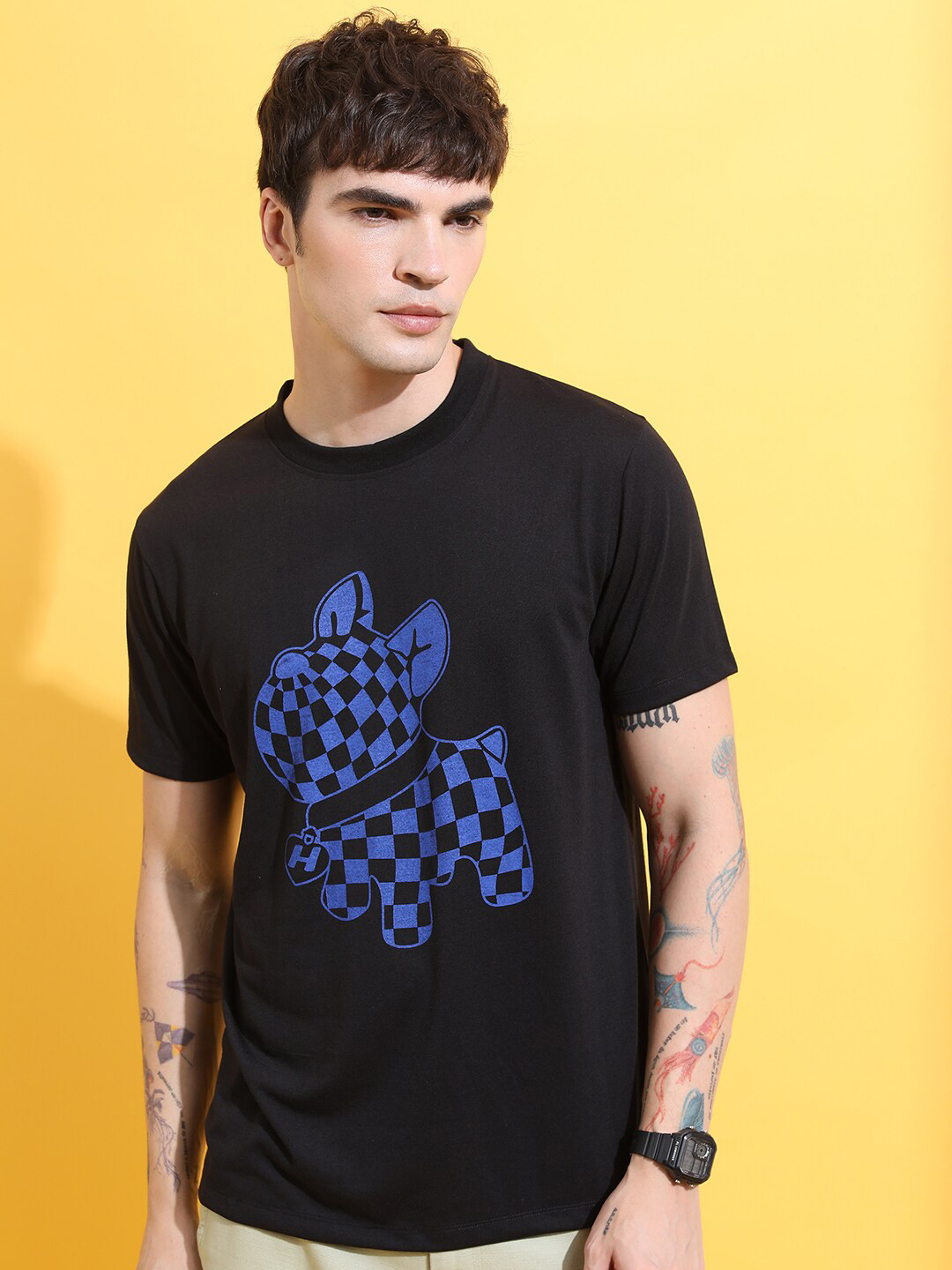 

HIGHLANDER Men Black & Blue Printed Round Neck T-shirt