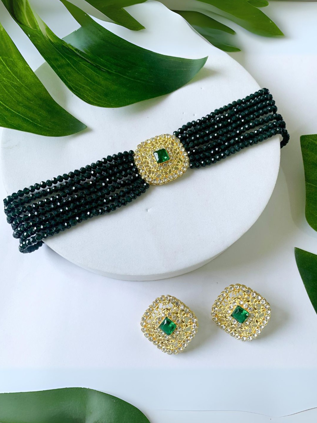

I Jewels Gold-Plated Kundan-Studded & Beaded Jewellery Set