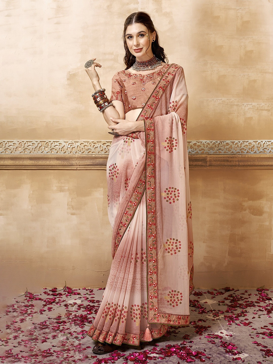 

Triveni Ethnic Motifs Embroidered Pure Georgette Saree, Peach
