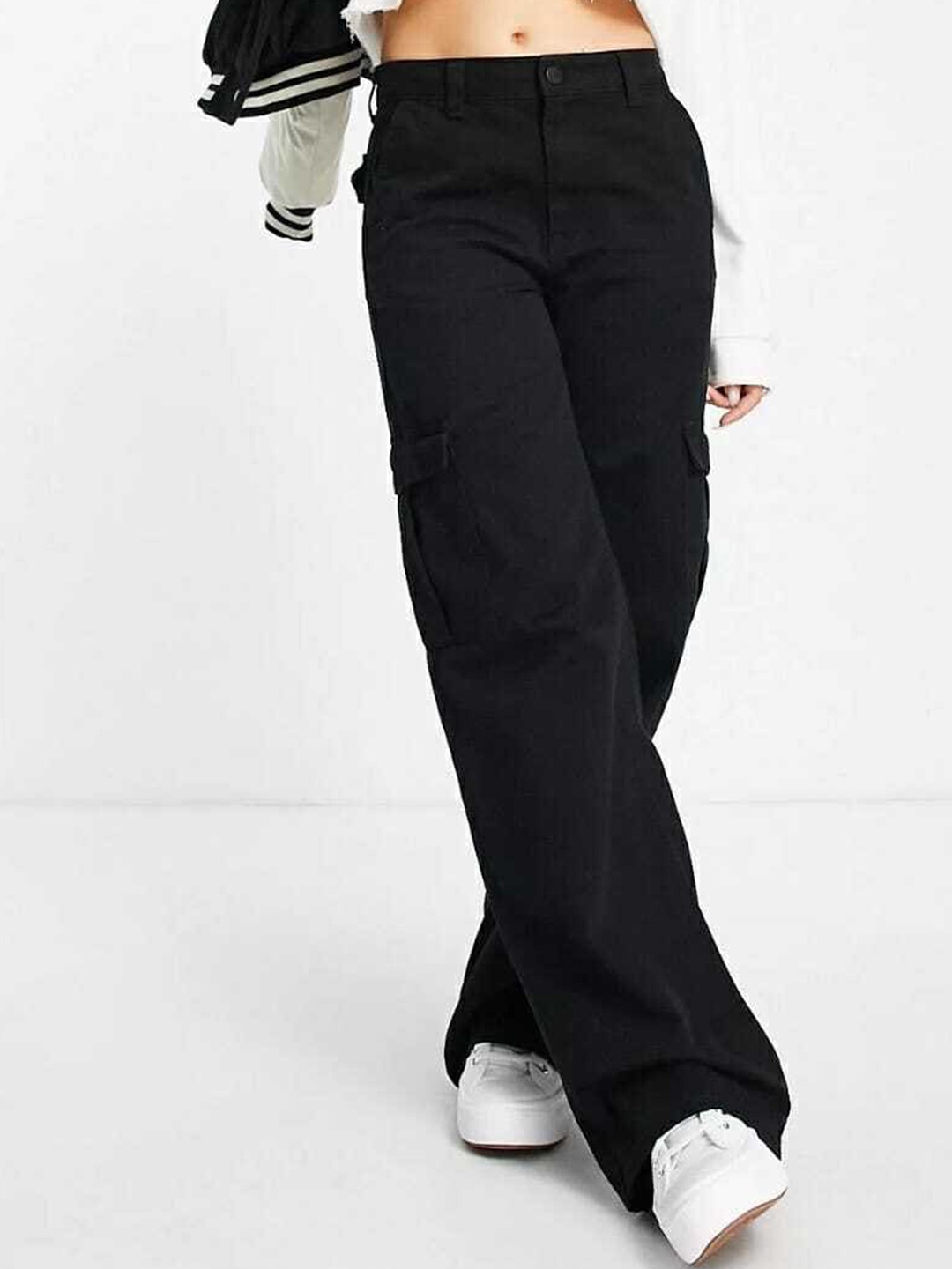 

Next One Women Relaxed Straight Leg Loose Fit High-Rise Easy Wash Cargos Trousers, Black