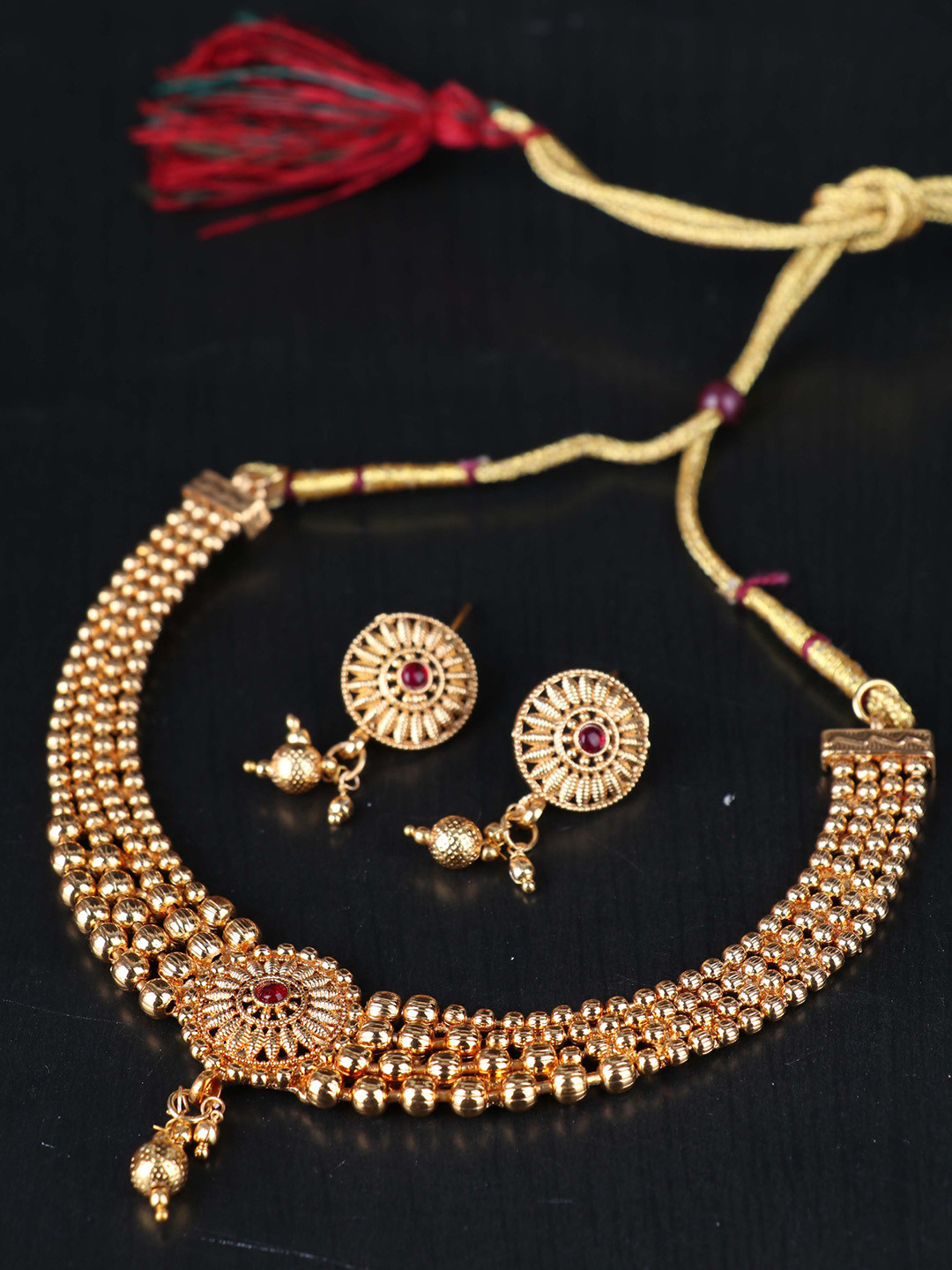 

LAFORWORD Gold-Plated Stones-Studded & Beaded Jewellery Set
