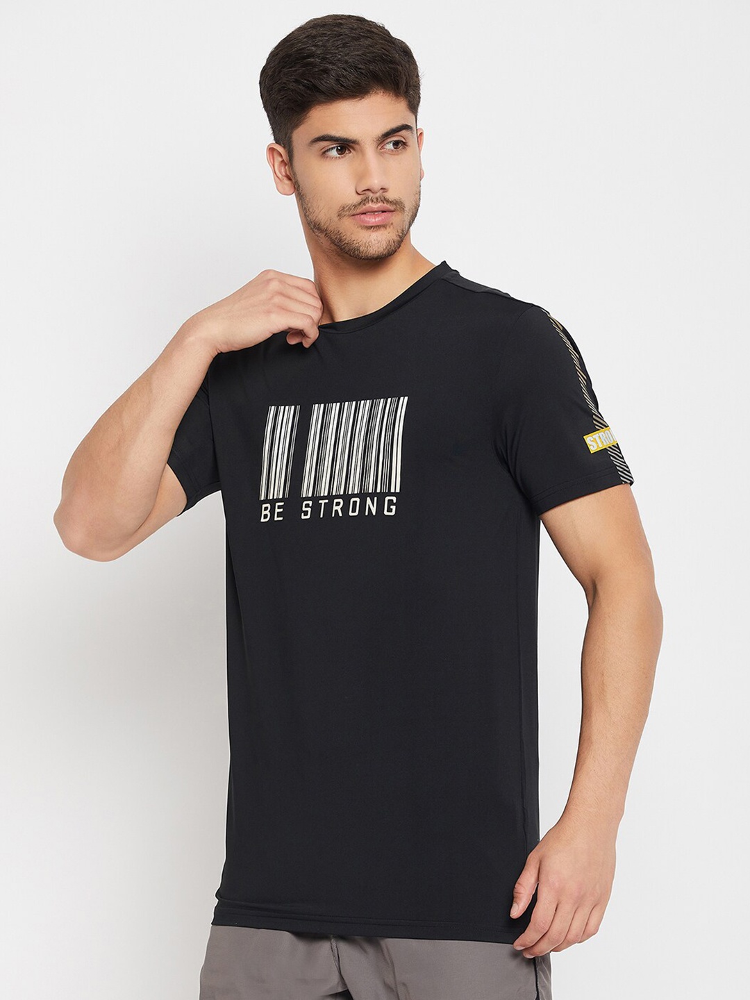PERFKT-U Typography Printed Short Sleeves Workout T-shirt, Black