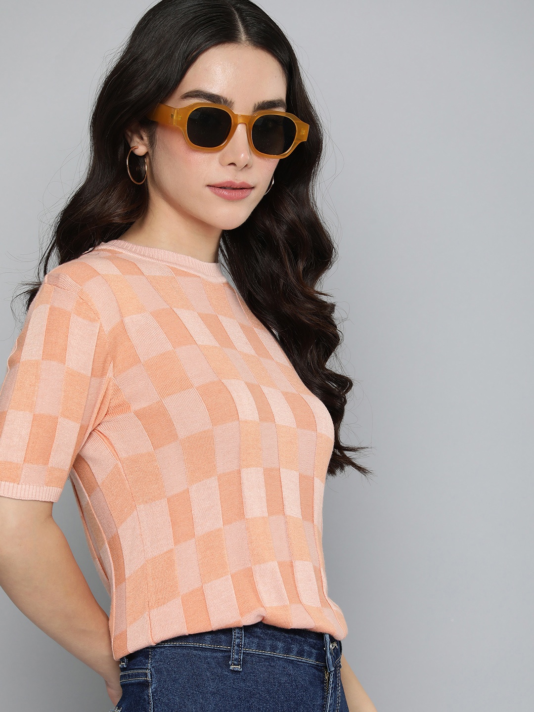 

Levis Checked Round neck T-shirt, Peach
