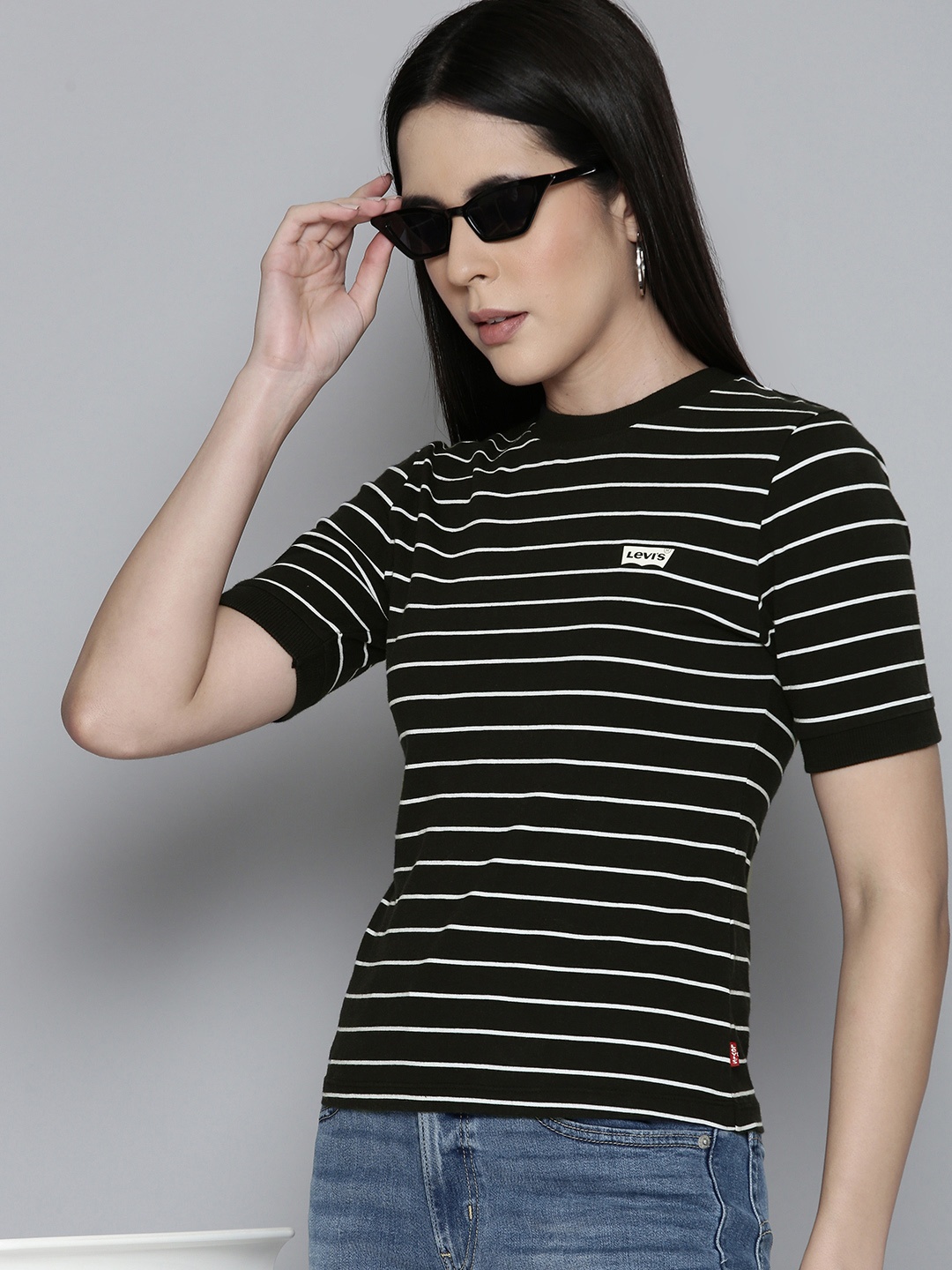 

Levis Striped Monochrome Pure Cotton T-shirt, Black