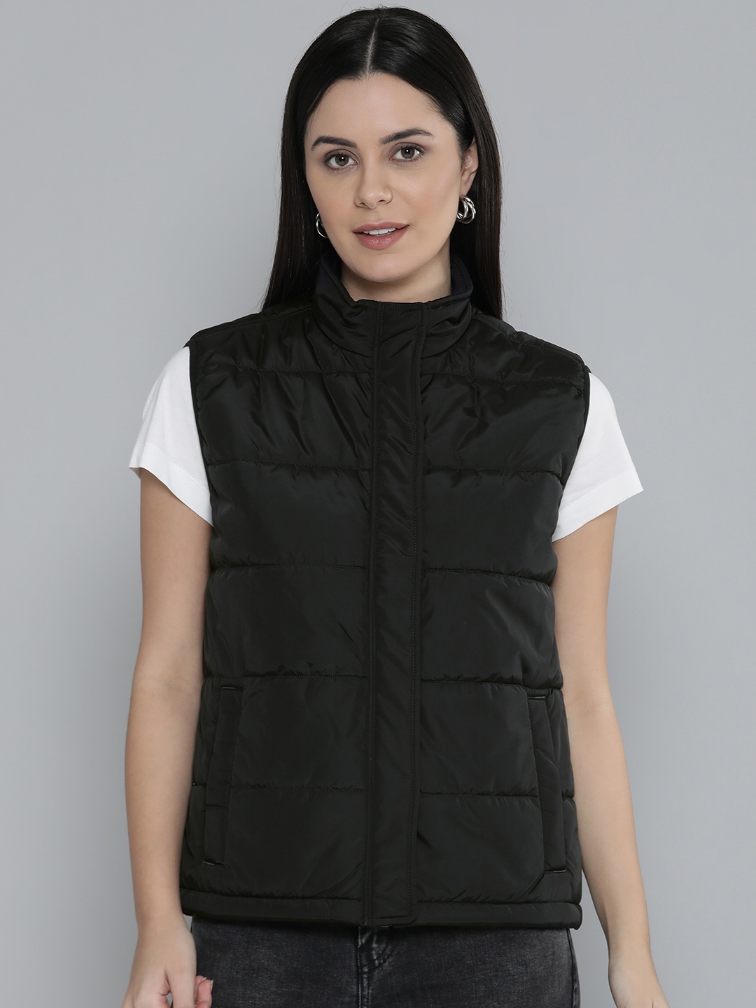 

Levis Mock Collar Sleeveless Padded Jacket, Black