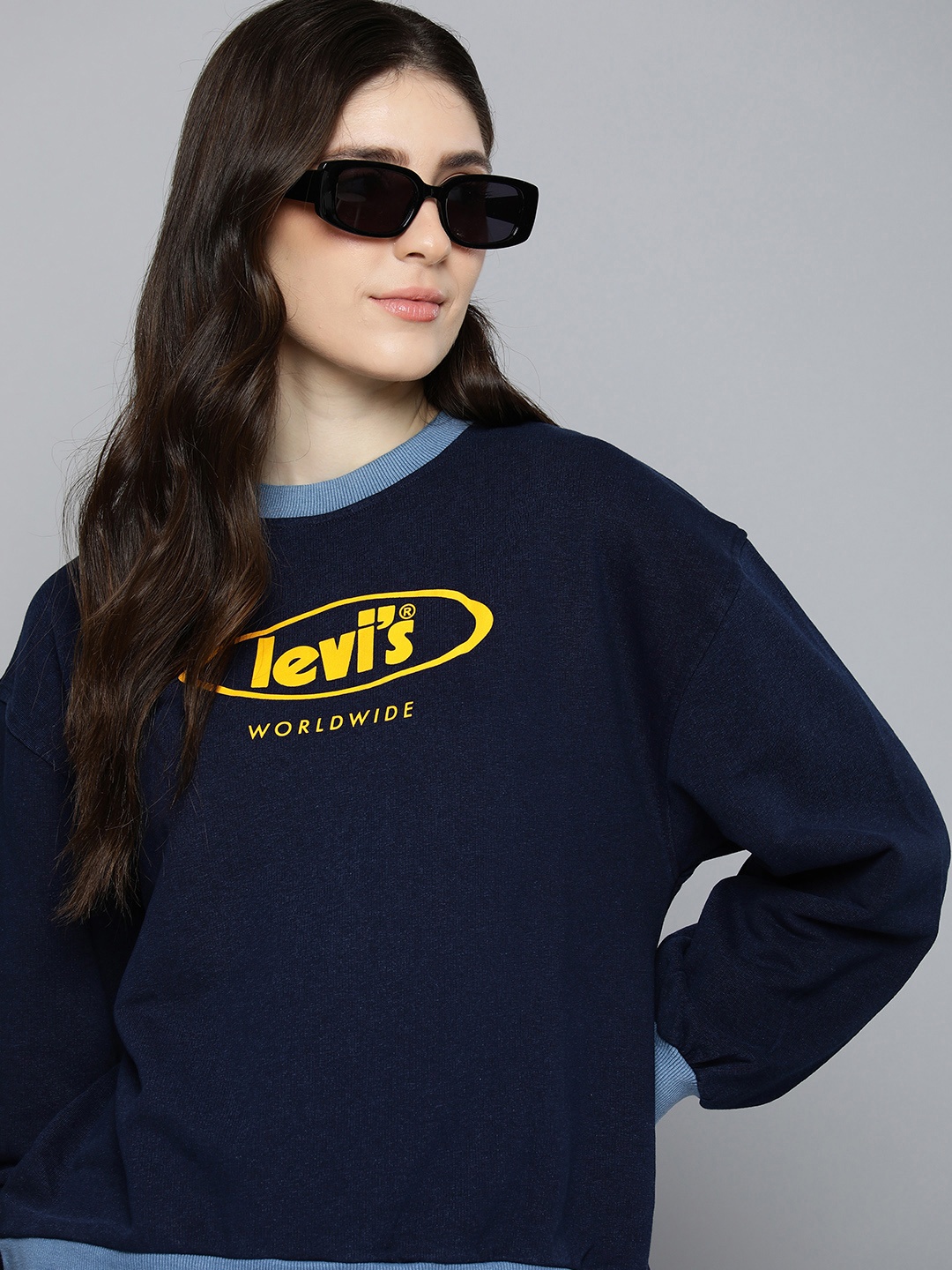 

Levis Brand Logo Printed Sweatshirt, Navy blue