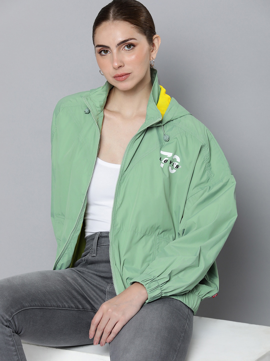 

Levis Solid Hooded Tailored Jacket, Green