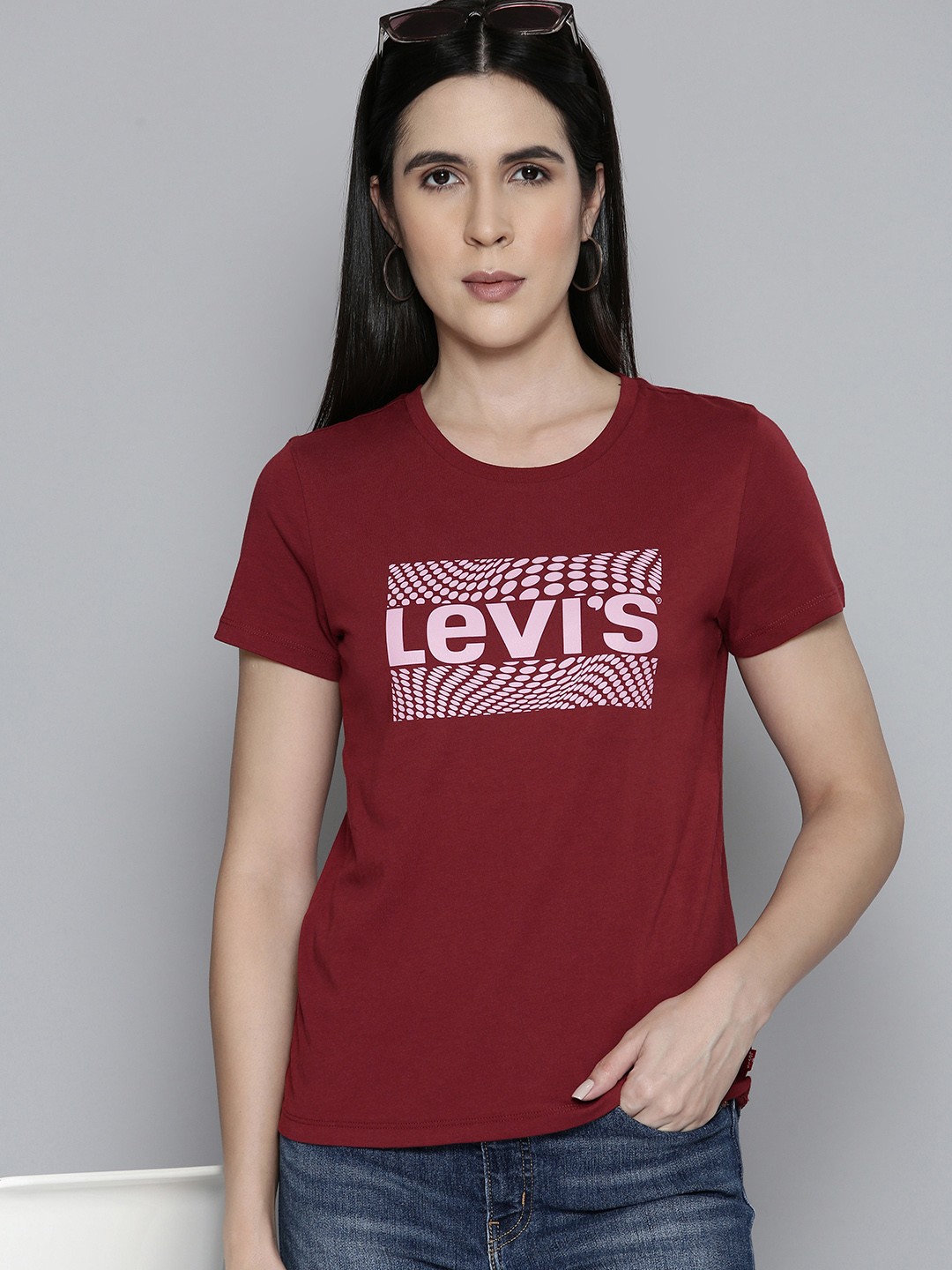 

Levis Brand Logo Printed Pure Cotton T-shirt, Maroon