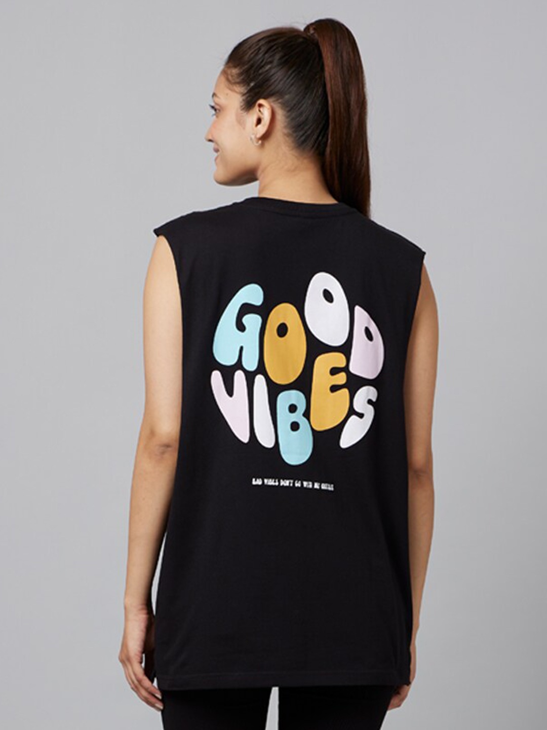 

Smugglerz Typography Printed Sleeveless Cotton T-shirt, Black